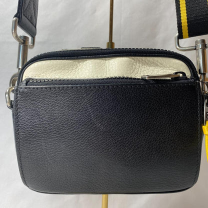 GIVENCHY メッセンジャーバッグ MC3 ショルダーバッグ