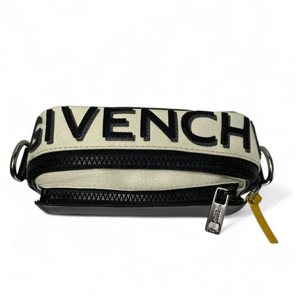 GIVENCHY メッセンジャーバッグ MC3 ショルダーバッグ